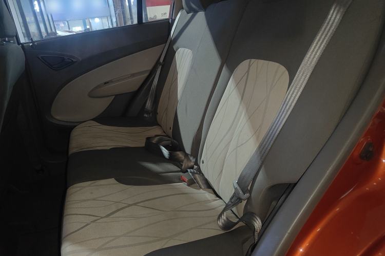 Used Chevrolet Sail 2013 Hatchback 1.4L AMT U-Style Edition Left Rear Seat