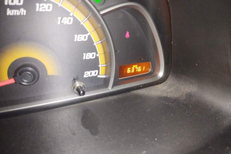 Used Chevrolet Sail 2013 Sedan 1.2L Manual Warm Edition Odometer Close Up