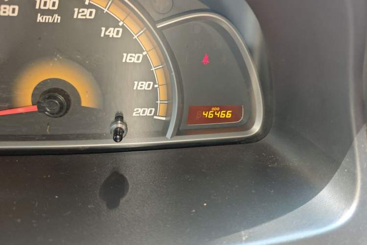 Used Chevrolet Sail 2013 Sedan 1.4L Manual - Youyi Happiness Edition Odometer Close Up