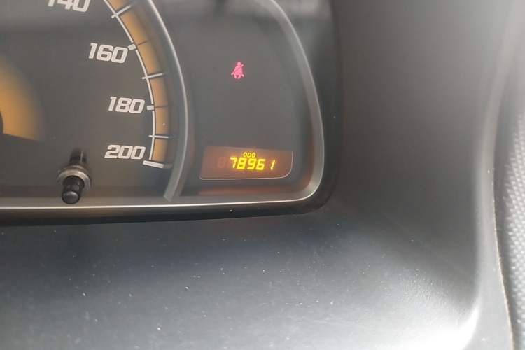 Used Chevrolet Sail 2013 Sedan 1.4L Manual Elegance Edition Odometer Close Up