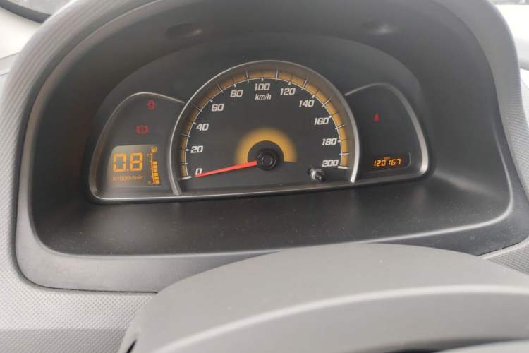 Used Chevrolet Sail 2013 Sedan 1.2L Manual Warm Edition Odometer Close Up
