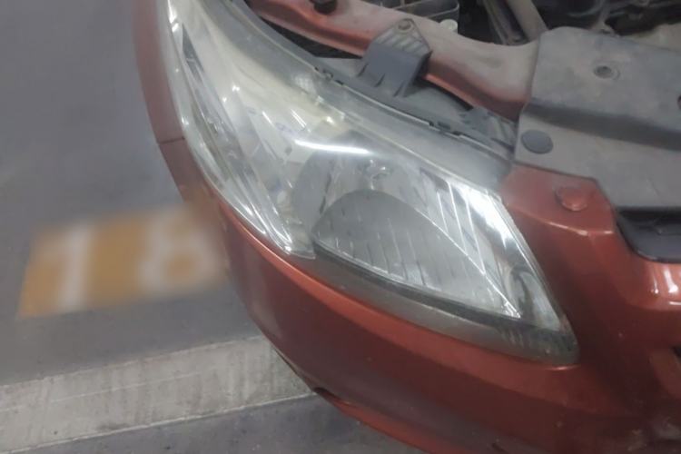 Used Chevrolet Sail 2013 Sedan 1.4L Manual - Youyi Happiness Edition Right Front Headlight
