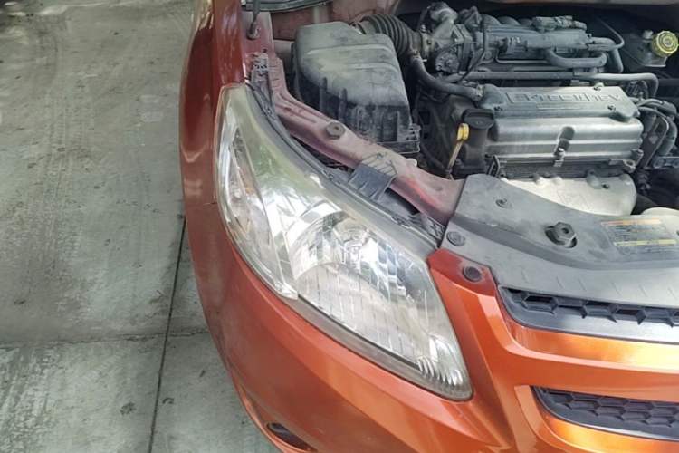 Used Chevrolet Sail 2013 Sedan 1.2L Manual Fashionable Happiness Edition Right Front Headlight