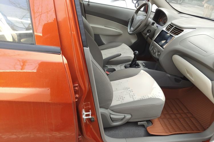 Used Chevrolet Sail 2013 Sedan 1.2L Manual Fashionable Happiness Edition Right Front Seat