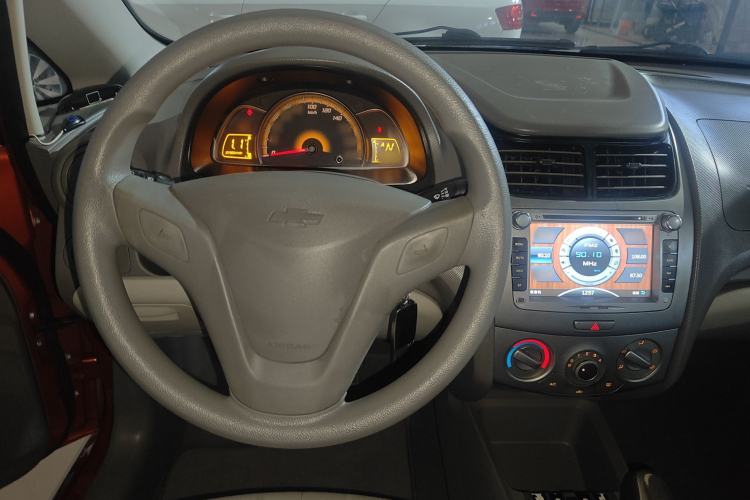 Used Chevrolet Sail 2013 Hatchback 1.4L AMT U-Style Edition Steering Wheel