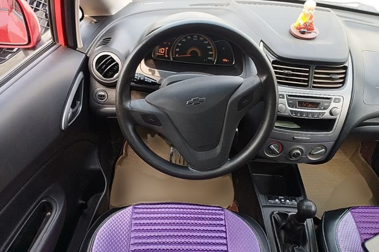 Used Chevrolet Sail 2013 Sedan 1.4L Manual Elegance Edition Steering Wheel