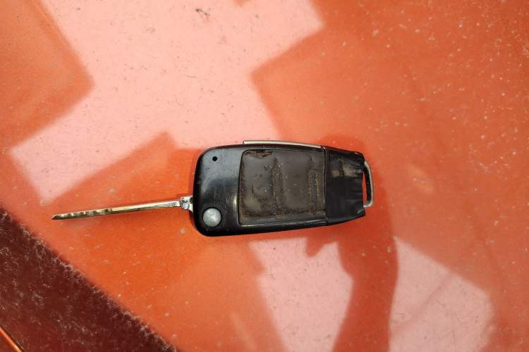 Used Chevrolet Sail 2013 Hatchback 1.4L AMT U-Style Edition Vehicle Key