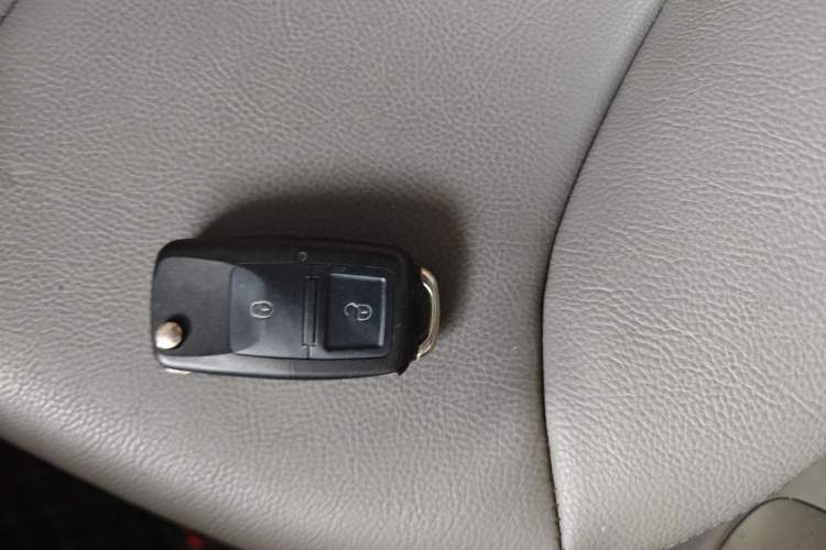 Used Chevrolet Sail 2013 Sedan 1.4L AMT Enjoy Edition Vehicle Key