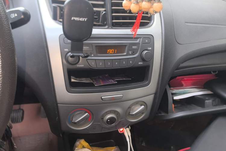 Used Chevrolet Sail 2013 Sedan 1.2L Manual Fashionable Happiness Edition Audio And AC Panel