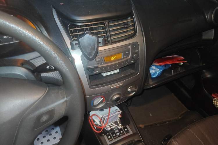 Used Chevrolet Sail 2013 Sedan 1.2L Manual Fashionable Happiness Edition Audio And AC Panel