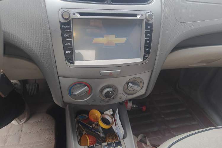 Used Chevrolet Sail 2013 Sedan 1.2L Manual Fashionable Happiness Edition Audio And AC Panel
