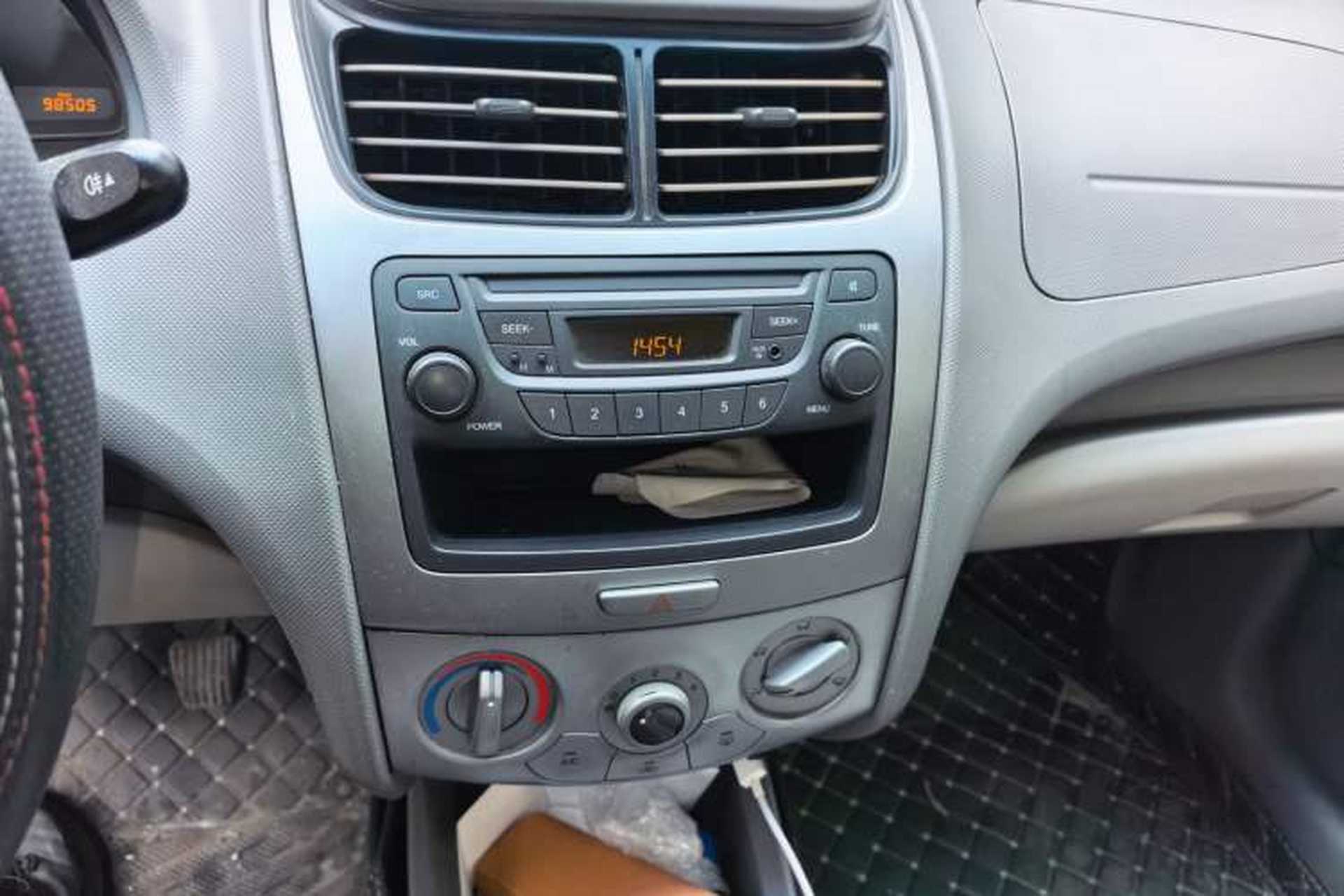 Used Chevrolet Sail 2013 Sedan 1.2L Manual Fashion Edition Audio And AC Panel