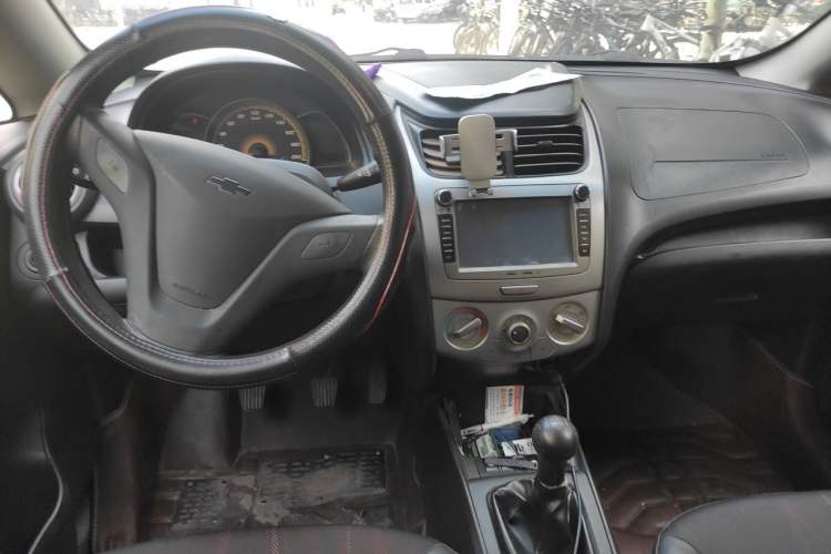 Used Chevrolet Sail 2013 Sedan 1.4L Manual Ideal Happiness Edition Center Console