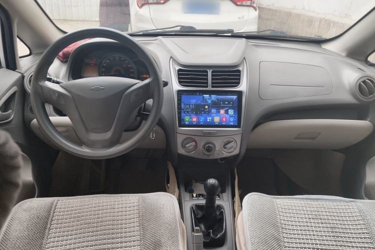 Used Chevrolet Sail 2013 Sedan 1.2L Manual Fashionable Happiness Edition Center Console