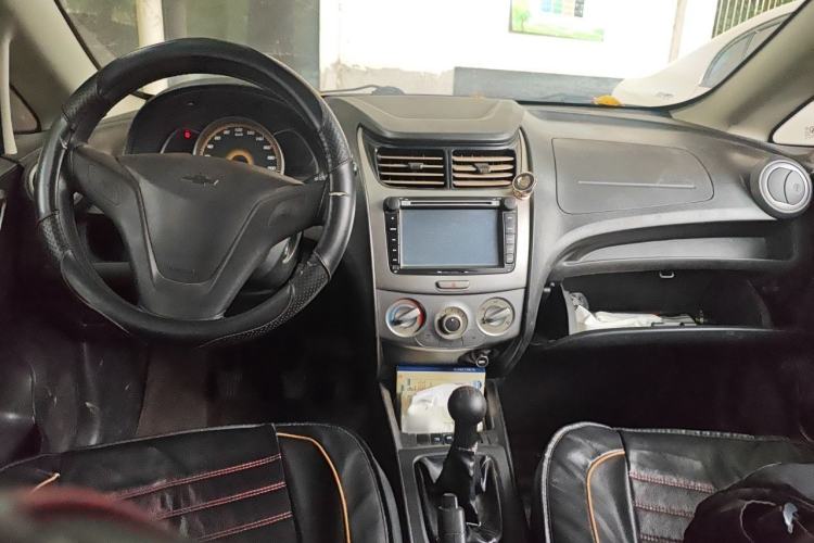 Used Chevrolet Sail 2013 Sedan 1.2L Manual Fashionable Happiness Edition Center Console