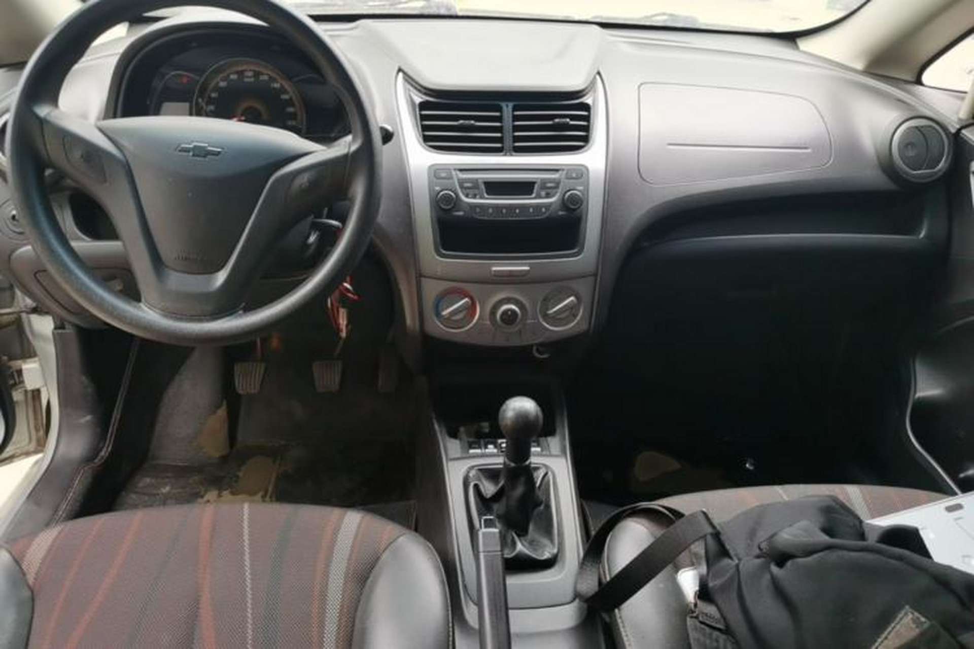 Used Chevrolet Sail 2013 Sedan 1.2L Manual Fashionable Happiness Edition Center Console