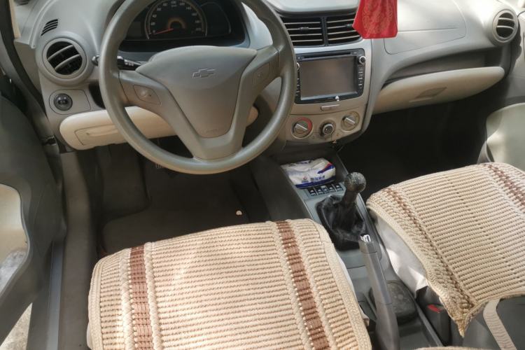 Used Chevrolet Sail 2013 Sedan 1.4L Manual Elegance Edition Center Console