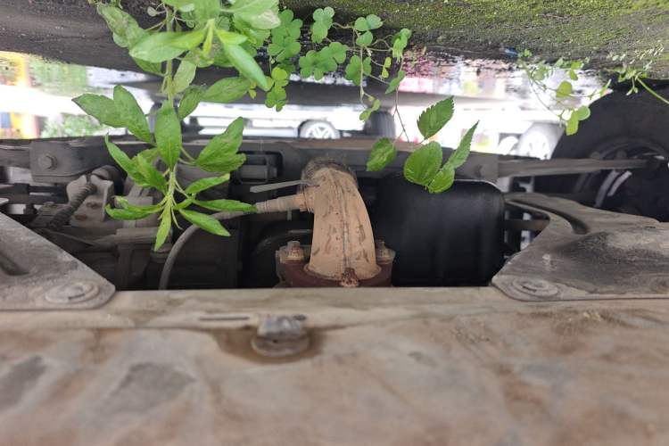 Used Chevrolet Sail 2013 Sedan 1.2L Manual Warm Edition Chassis Front