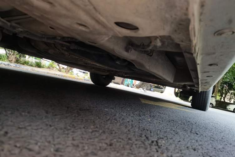 Used Chevrolet Sail 2013 Sedan 1.2L Manual Warm Edition Chassis Front Left
