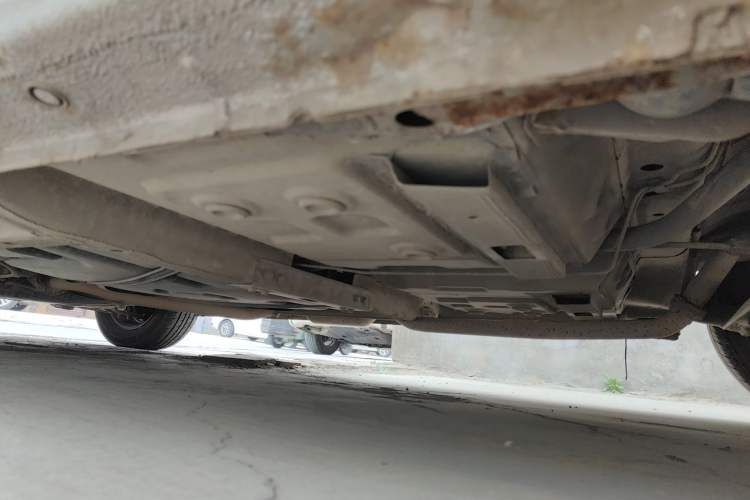 Used Chevrolet Sail 2013 Sedan 1.4L Manual - Youyi Happiness Edition Chassis Front Left