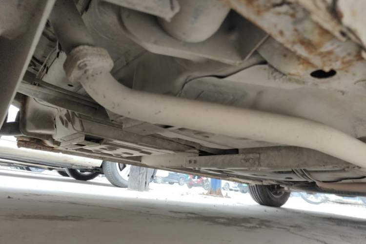 Used Chevrolet Sail 2013 Sedan 1.4L Manual - Youyi Happiness Edition Chassis Front Right