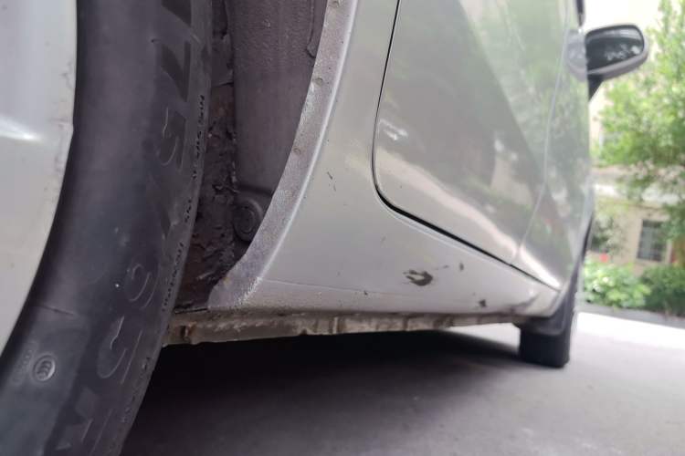 Used Chevrolet Sail 2013 Sedan 1.4L Manual - Youyi Happiness Edition Chassis Rear Right