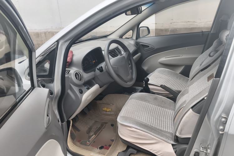 Used Chevrolet Sail 2013 Sedan 1.2L Manual Fashionable Happiness Edition Driver Seat
