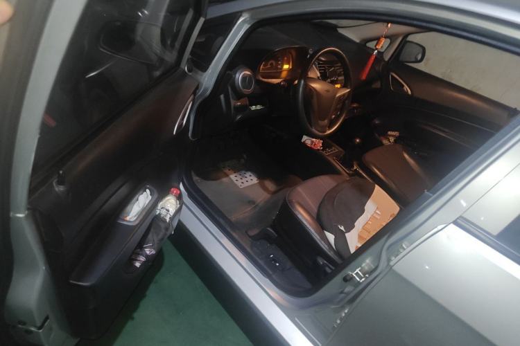 Used Chevrolet Sail 2013 Sedan 1.2L Manual Fashionable Happiness Edition Driver Seat