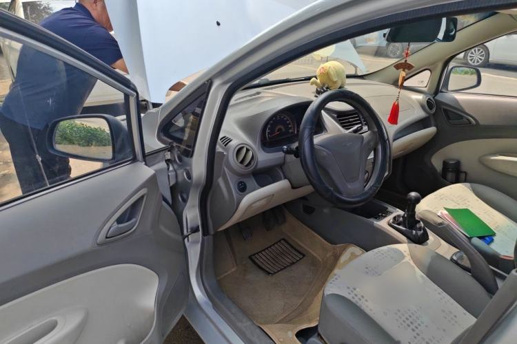 Used Chevrolet Sail 2013 Sedan 1.4L Manual Ideal Edition Driver Seat