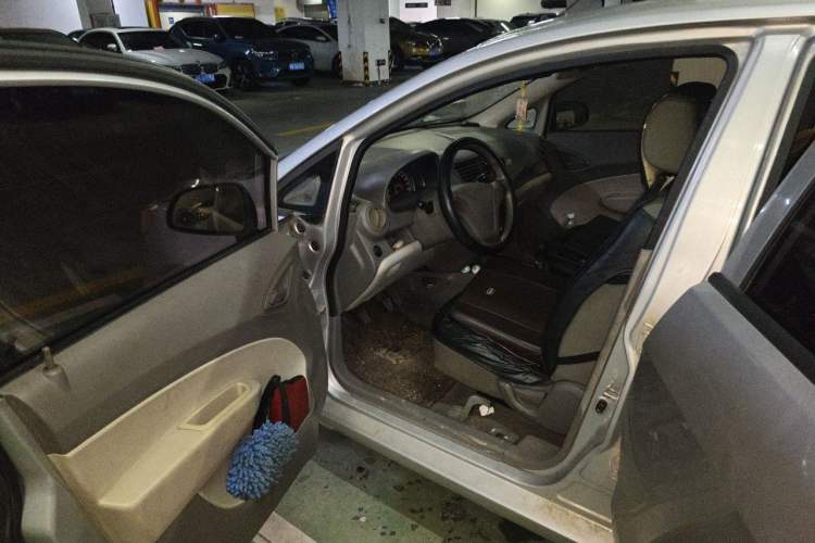 Used Chevrolet Sail 2013 Sedan 1.2L Manual Ideal Edition Driver Seat