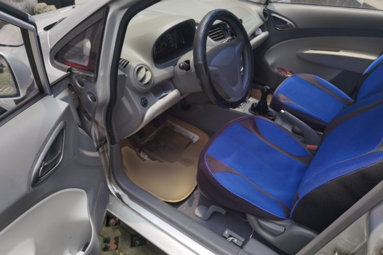 Used Chevrolet Sail 2013 Sedan 1.4L Manual Happiness Edition II Driver Seat