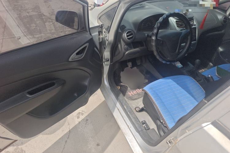 Used Chevrolet Sail 2013 Sedan 1.4L Manual - Youyi Happiness Edition Driver Seat