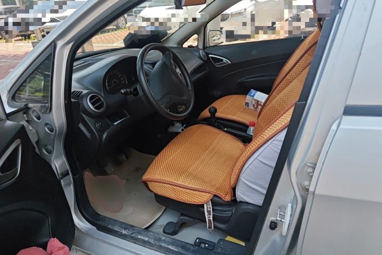 Used Chevrolet Sail 2013 Sedan 1.4L Manual Happiness Edition II Driver Seat
