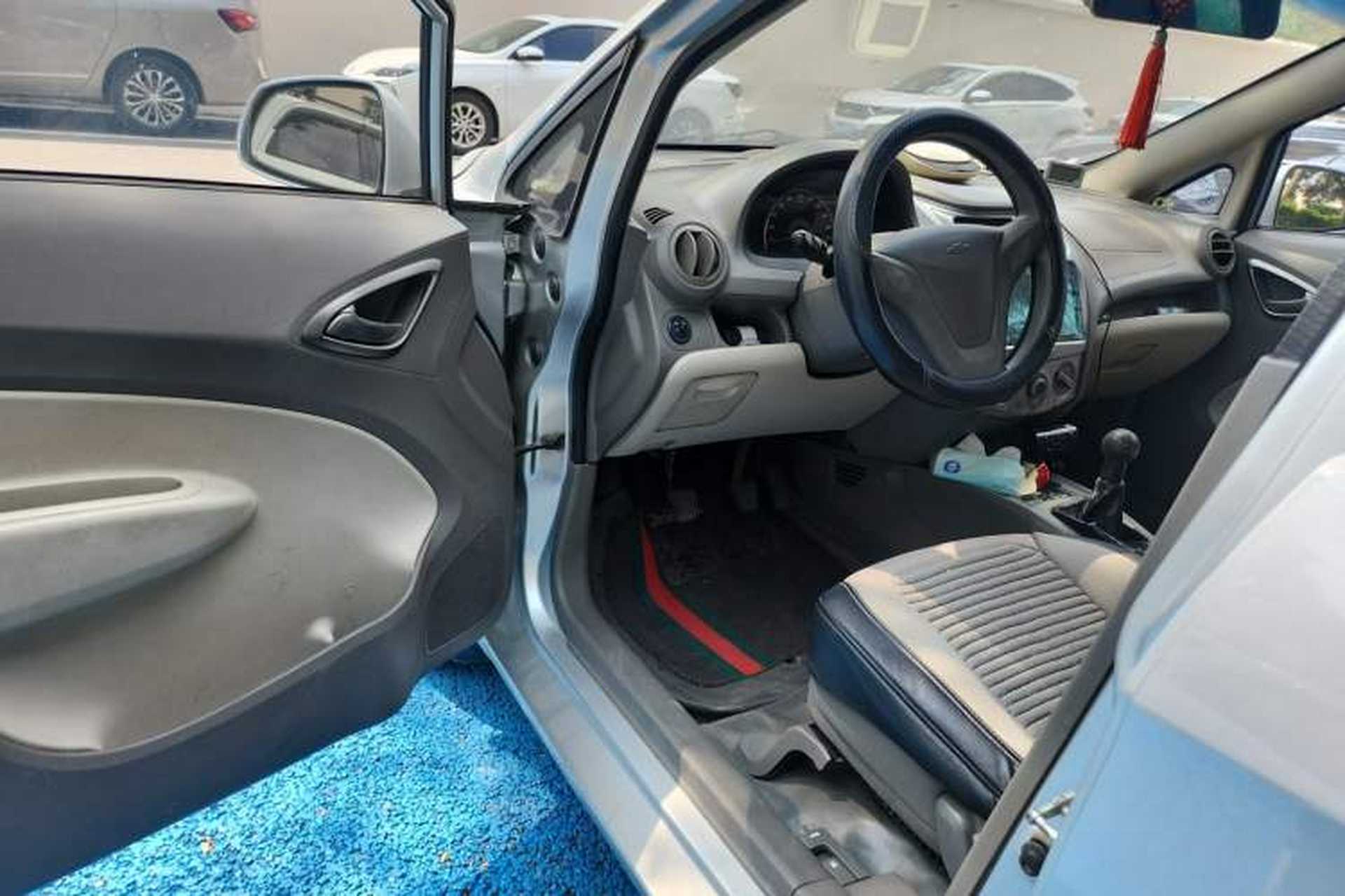 Used Chevrolet Sail 2013 Sedan 1.4L Manual Happiness Edition II Driver Seat