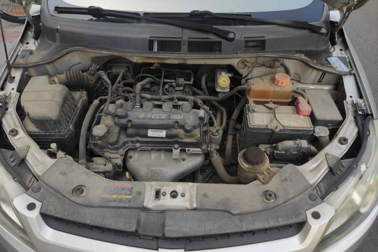 Used Chevrolet Sail 2013 Sedan 1.4L Manual Ideal Happiness Edition Engine Bay