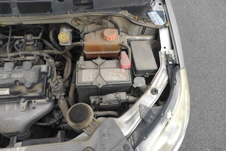Used Chevrolet Sail 2013 Sedan 1.4L Manual Ideal Happiness Edition Engine Bay Left