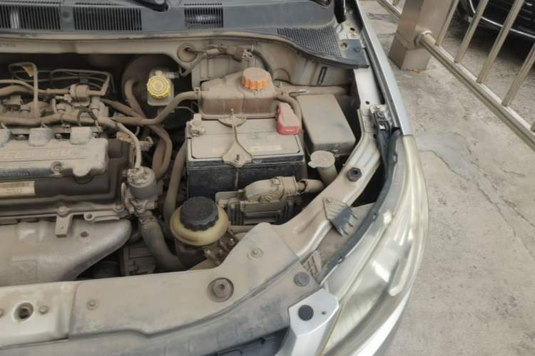 Used Chevrolet Sail 2013 Sedan 1.4L Manual Ideal Happiness Edition Engine Bay Left