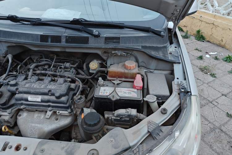Used Chevrolet Sail 2013 Sedan 1.4L Manual Happiness Edition II Engine Bay Left