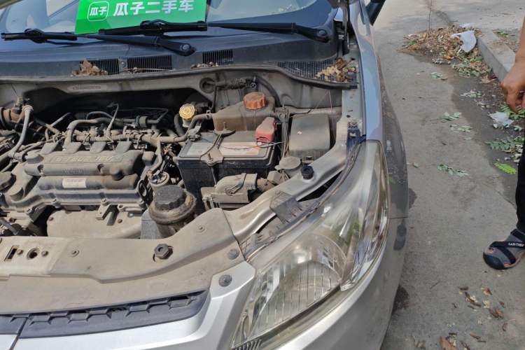 Used Chevrolet Sail 2013 Sedan 1.4L Manual Ideal Edition Engine Bay Left