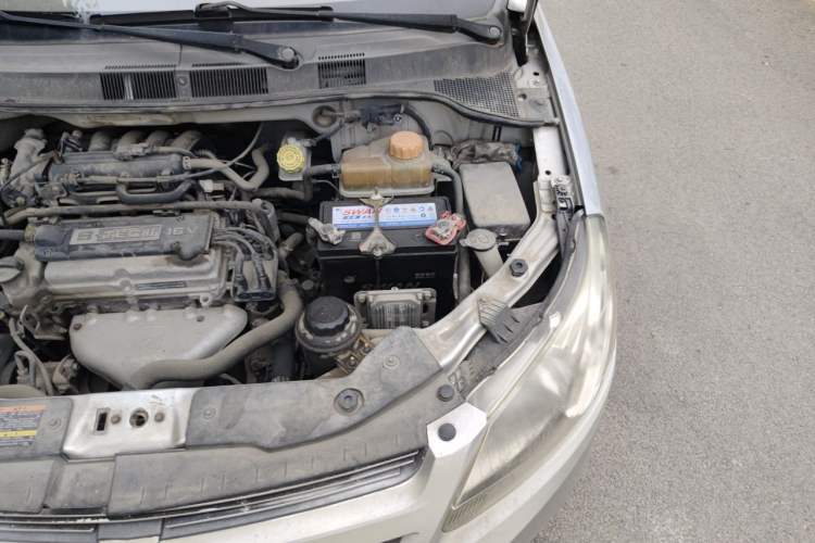 Used Chevrolet Sail 2013 Sedan 1.2L Manual Fashionable Happiness Edition Engine Bay Left