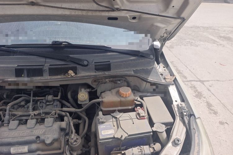 Used Chevrolet Sail 2013 Sedan 1.4L Manual - Youyi Happiness Edition Engine Bay Left
