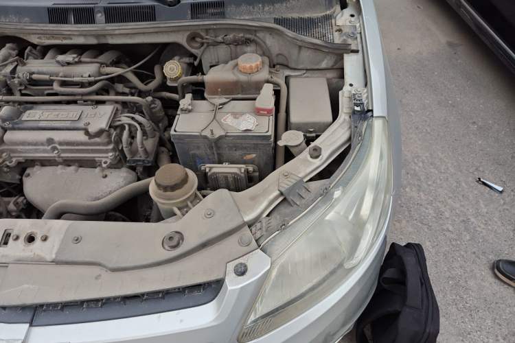 Used Chevrolet Sail 2013 Sedan 1.2L Manual Ideal Edition Engine Bay Left