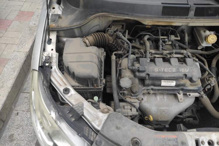 Used Chevrolet Sail 2013 Sedan 1.4L Manual Ideal Happiness Edition Engine Bay Right