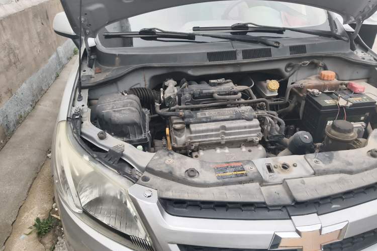 Used Chevrolet Sail 2013 Sedan 1.2L Manual Fashionable Happiness Edition Engine Bay Right