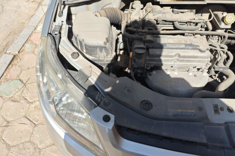 Used Chevrolet Sail 2013 Sedan 1.2L Manual Fashionable Happiness Edition Engine Bay Right