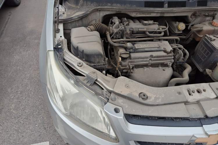 Used Chevrolet Sail 2013 Sedan 1.2L Manual Ideal Edition Engine Bay Right