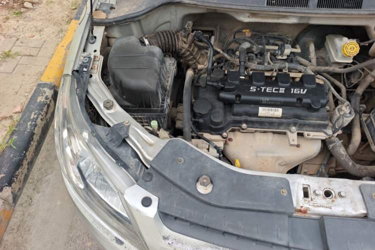 Used Chevrolet Sail 2013 Sedan 1.4L Manual - Youyi Happiness Edition Engine Bay Right