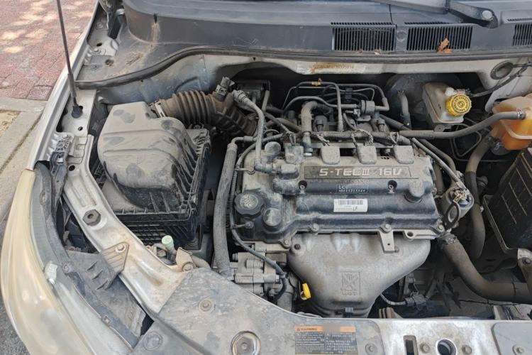 Used Chevrolet Sail 2013 Sedan 1.4L Manual Happiness Edition II Engine Bay Right