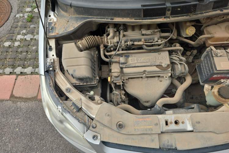Used Chevrolet Sail 2013 Sedan 1.2L Manual Warm Edition Engine Bay Right