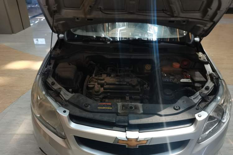 Used Chevrolet Sail 2013 Sedan 1.4L AMT Enjoy Edition Engine Bay Right